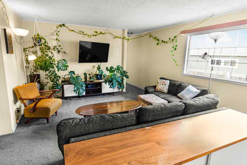 MLS® A2254033 - 9617 122 Avenue  in Crystal Ridge Grande Prairie, Residential
