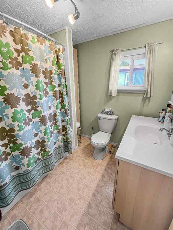 MLS® A2254033 - 9617 122 Avenue  in Crystal Ridge Grande Prairie, Residential