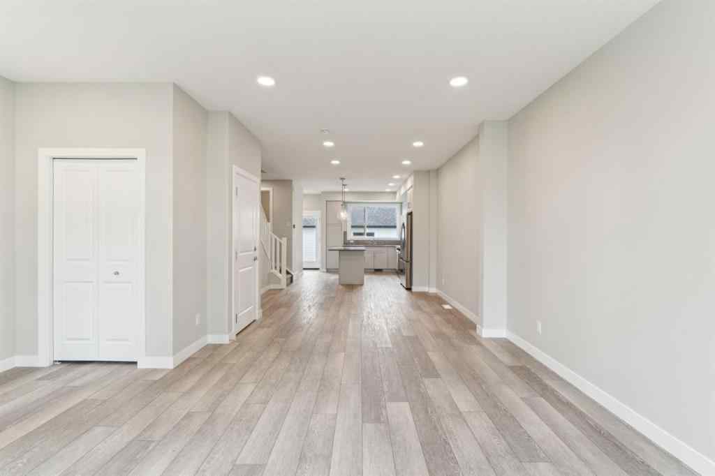 MLS® A2254034 - Unit #6 8911 6 Street SE in Acadia Calgary, Residential