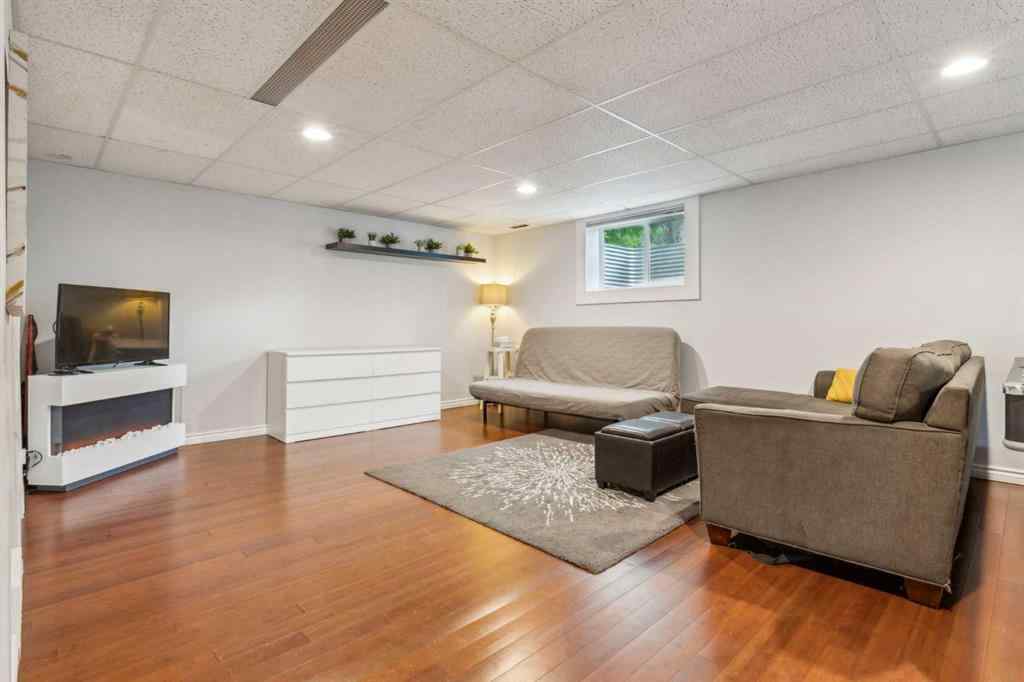 MLS® A2254035 - 732 Whitemont Drive NE in Whitehorn Calgary, Residential