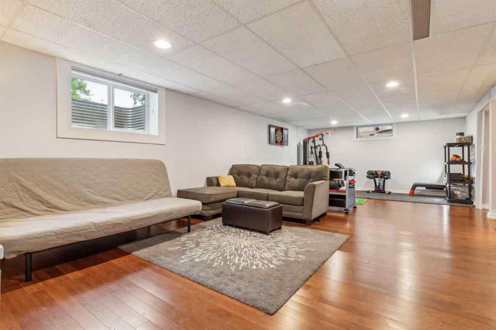 MLS® A2254035 - 732 Whitemont Drive NE in Whitehorn Calgary, Residential