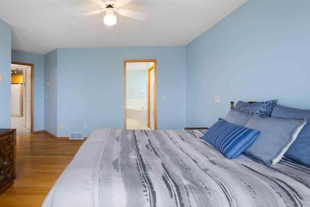 MLS® A2254039 - 212 Hampstead Gardens NW in Hamptons Calgary, Residential