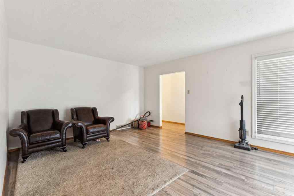 MLS® A2254041 - 624 26 Avenue NE in Winston Heights/Mountview Calgary, Residential