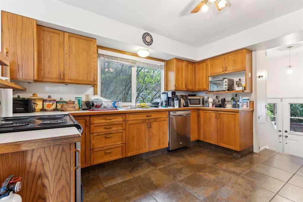 MLS® A2254041 - 624 26 Avenue NE in Winston Heights/Mountview Calgary, Residential