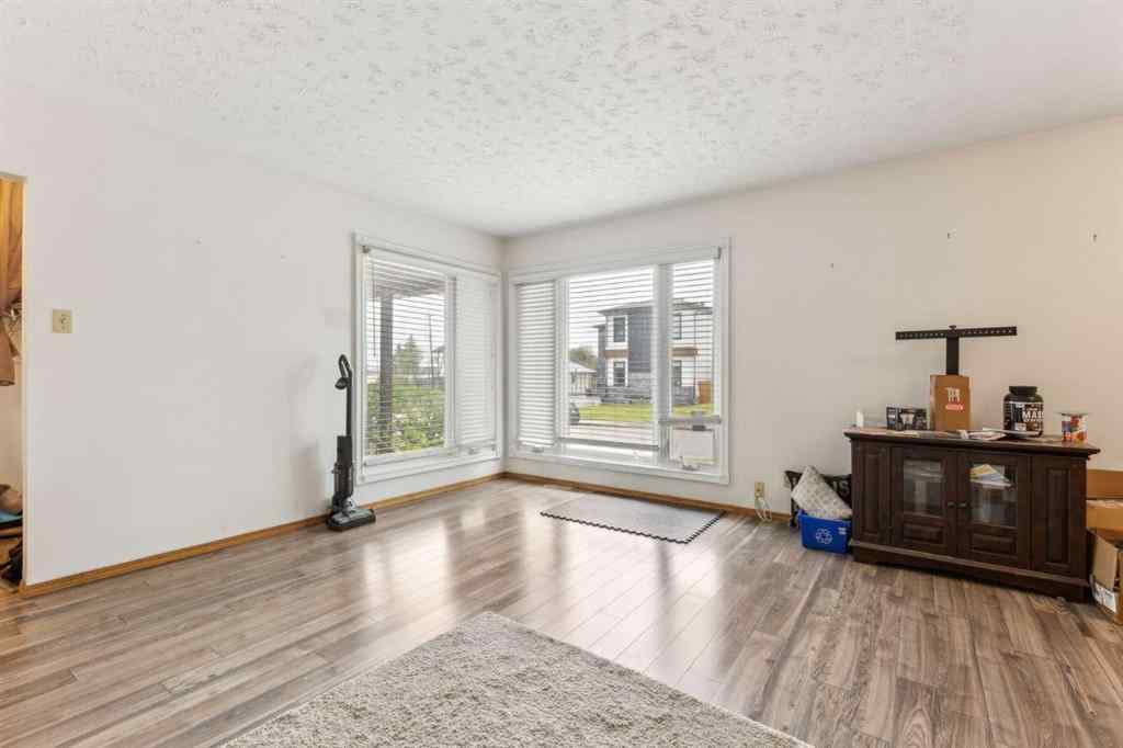 MLS® A2254041 - 624 26 Avenue NE in Winston Heights/Mountview Calgary, Residential