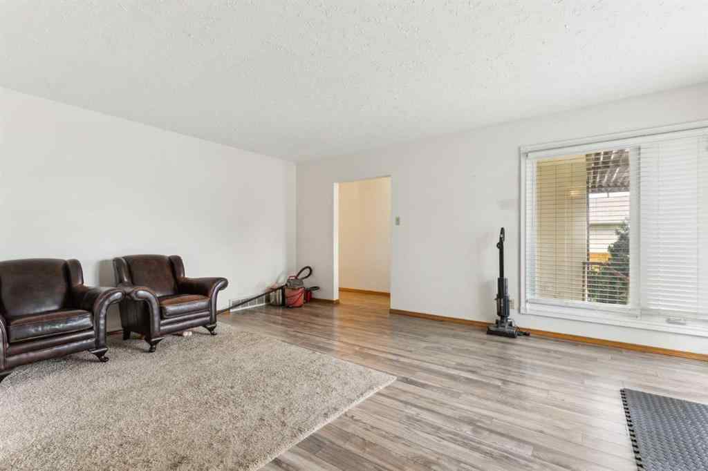 MLS® A2254041 - 624 26 Avenue NE in Winston Heights/Mountview Calgary, Residential