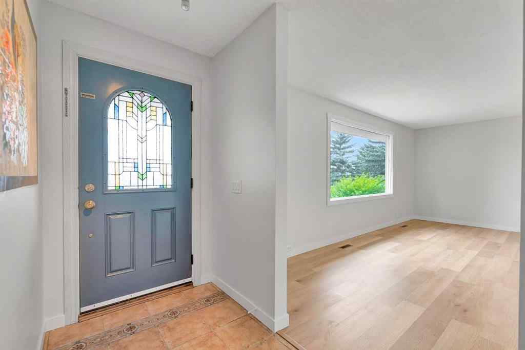 MLS® A2254043 - 300 Sackville Drive SW in Southwood Calgary, Residential