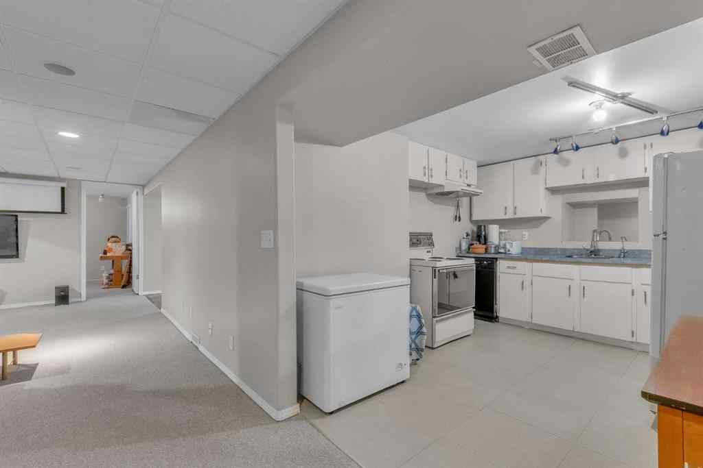 MLS® A2254043 - 300 Sackville Drive SW in Southwood Calgary, Residential