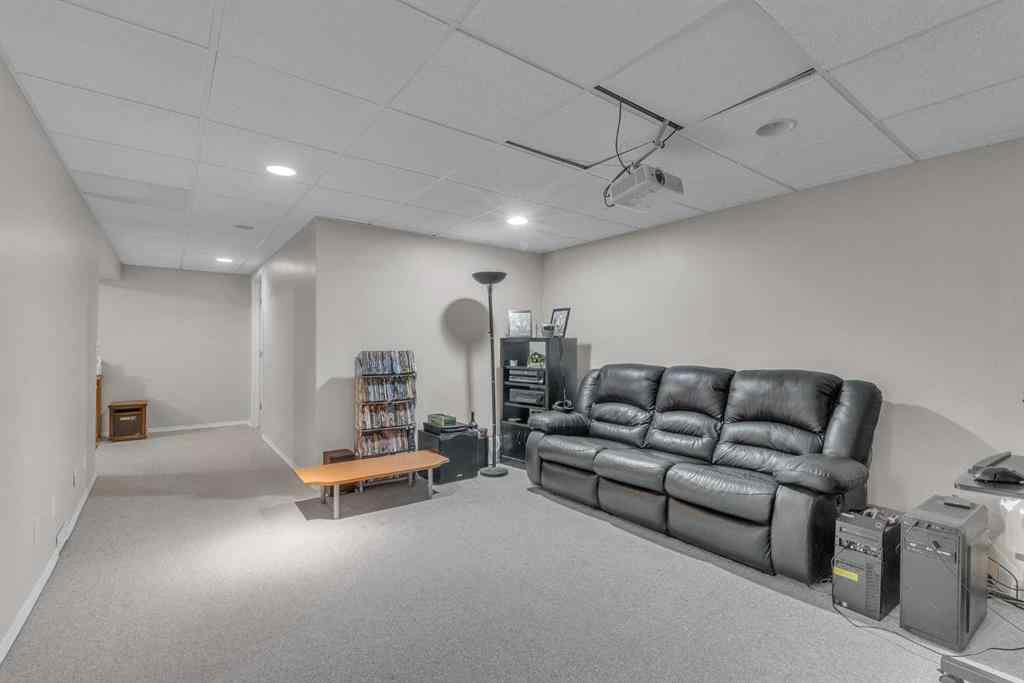 MLS® A2254043 - 300 Sackville Drive SW in Southwood Calgary, Residential