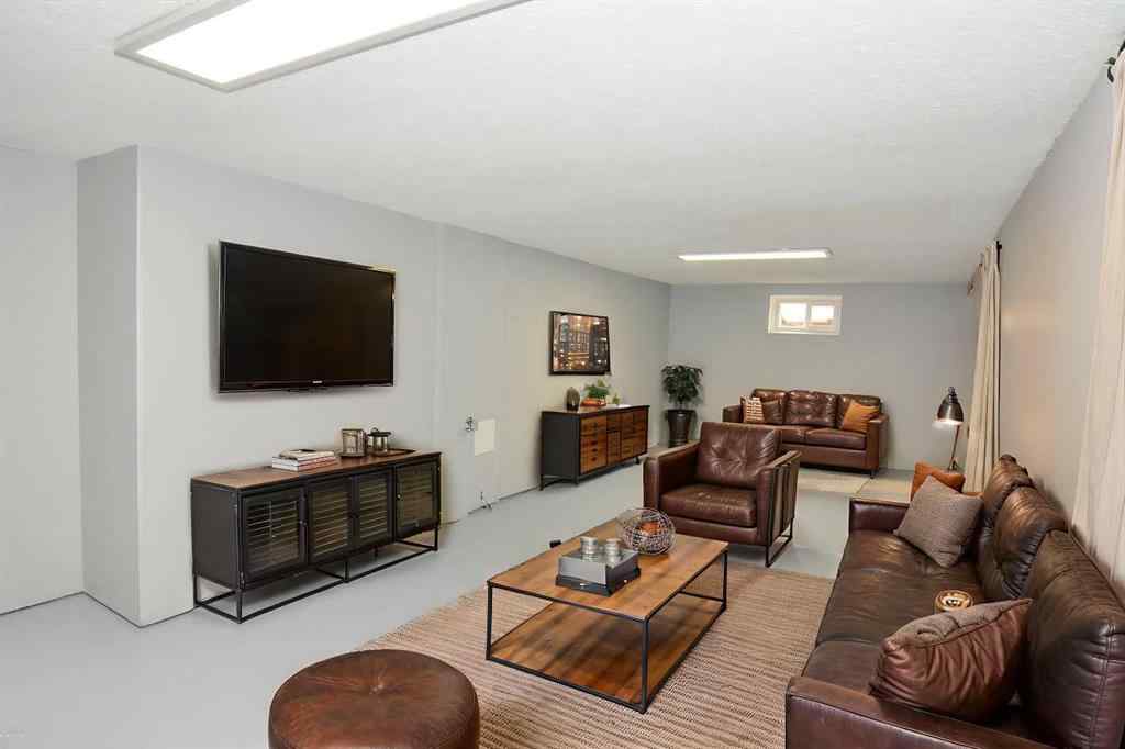 MLS® A2254045 - 110 4 Avenue  in NONE Rockyford, Residential