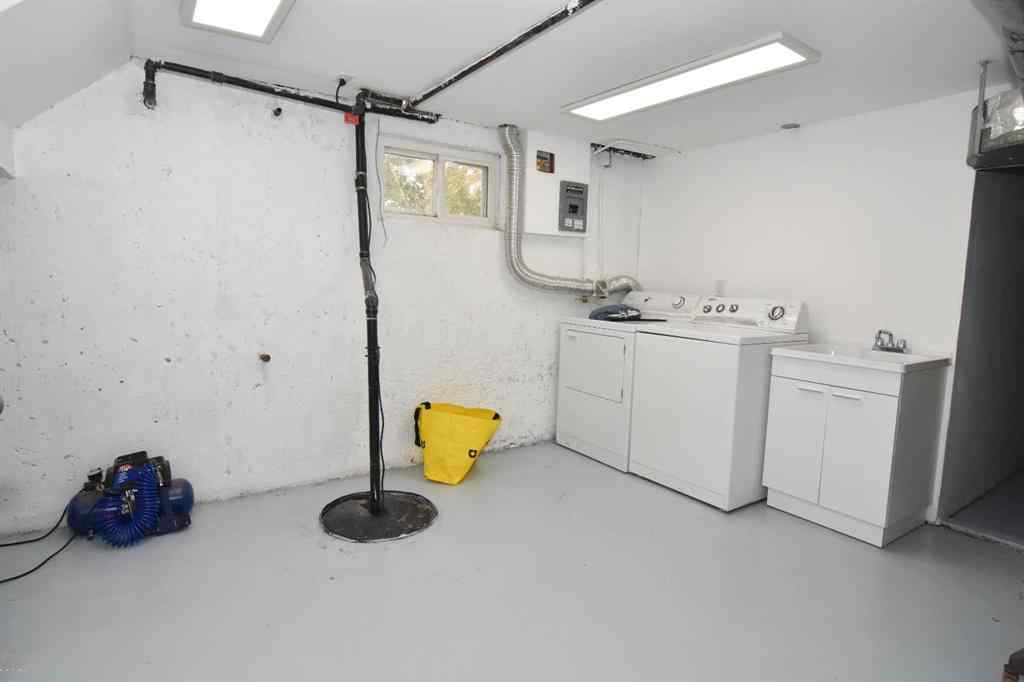 MLS® A2254045 - 110 4 Avenue  in NONE Rockyford, Residential