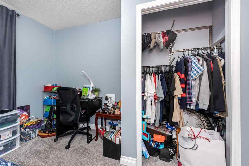 MLS® A2254047 - 100 Whitehaven Road NE in Whitehorn Calgary, Residential