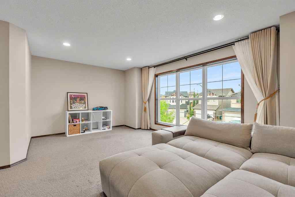 MLS® A2254049 - 64 Everoak Park SW in Evergreen Calgary, Residential