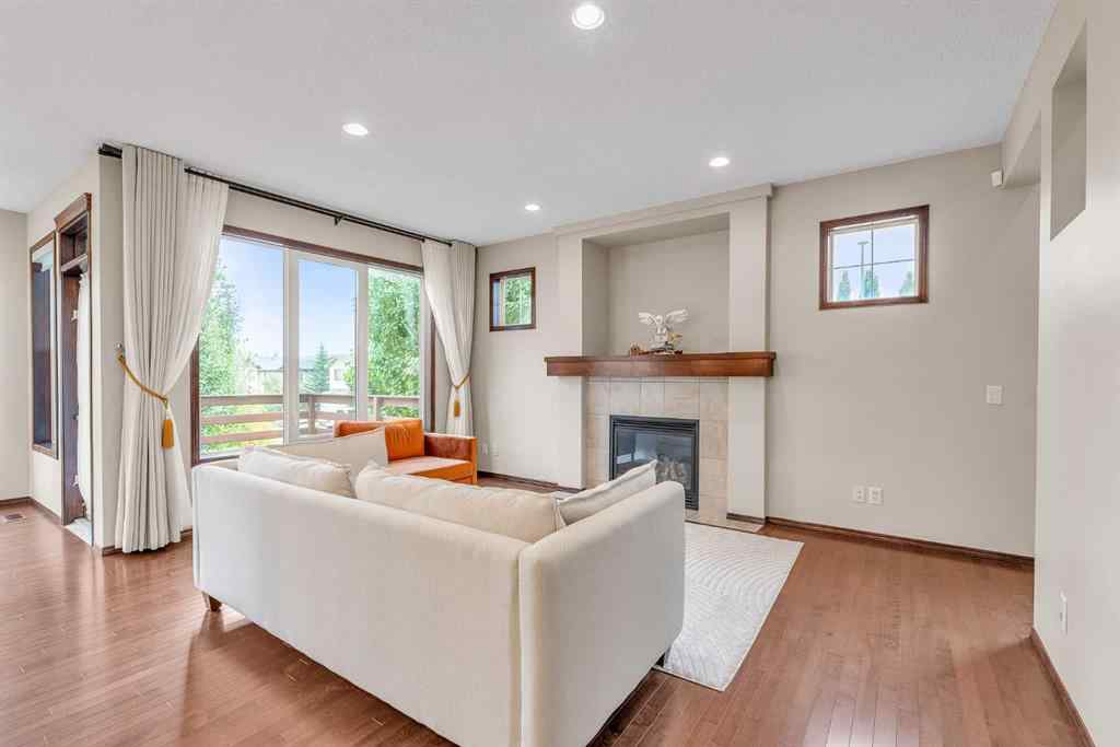 MLS® A2254049 - 64 Everoak Park SW in Evergreen Calgary, Residential
