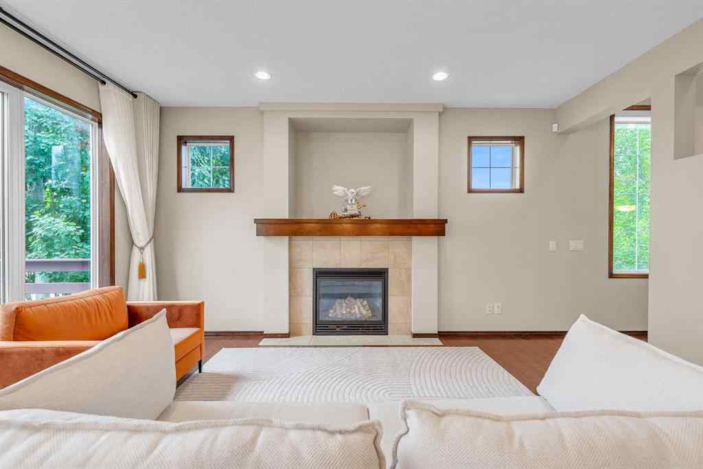 MLS® A2254049 - 64 Everoak Park SW in Evergreen Calgary, Residential