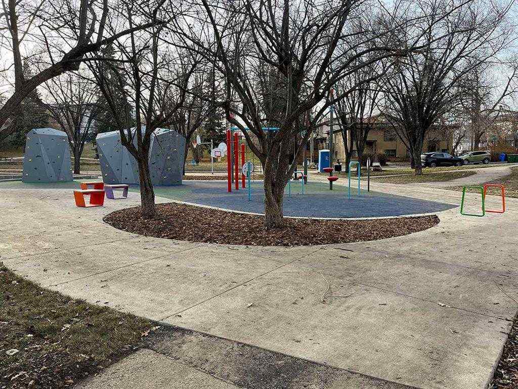 MLS® A2254051 - Unit #403 2114 17 Street SW in Bankview Calgary, Residential