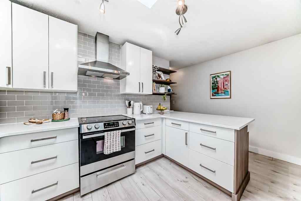 MLS® A2254051 - Unit #403 2114 17 Street SW in Bankview Calgary, Residential