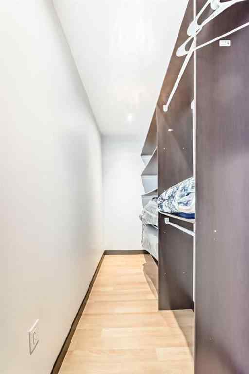 MLS® A2254052 - 1829 19 Avenue NW in Capitol Hill Calgary, Residential