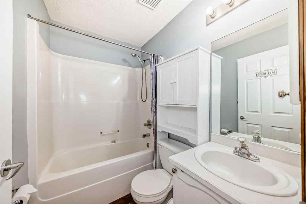 MLS® A2254054 - Unit #304 7 Somervale View SW in Somerset Calgary, Residential