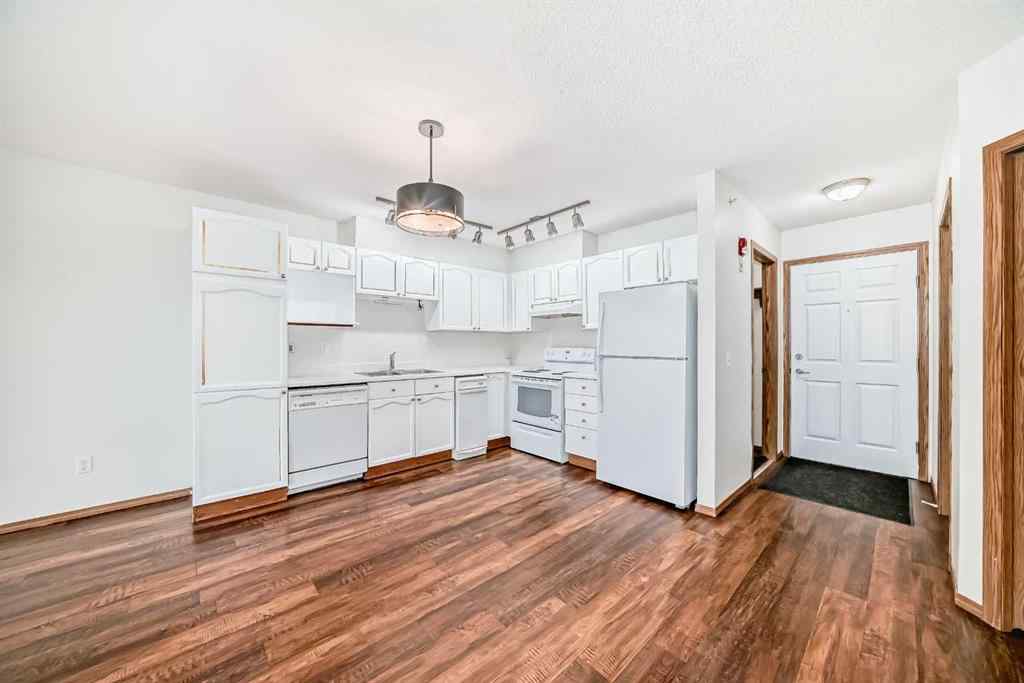 MLS® A2254054 - Unit #304 7 Somervale View SW in Somerset Calgary, Residential