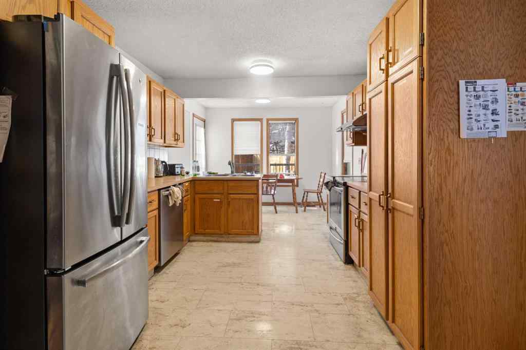 MLS® A2254055 - 132 Scenic Cove Circle NW in Scenic Acres Calgary, Residential