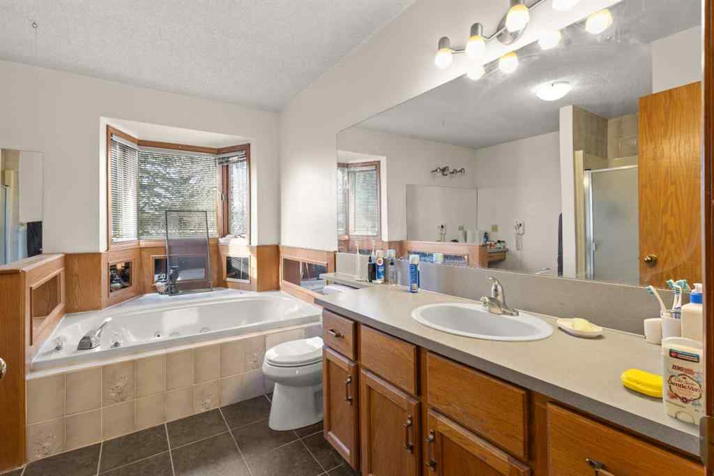 MLS® A2254055 - 132 Scenic Cove Circle NW in Scenic Acres Calgary, Residential