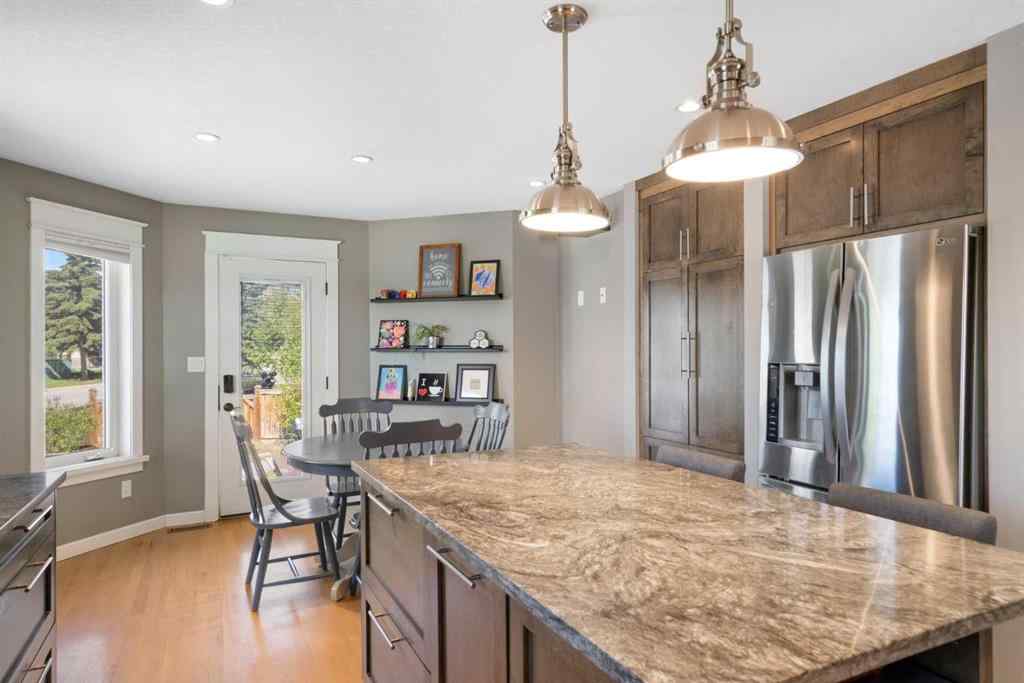 MLS® A2254056 - 341 Sunset Place  in Suntree Okotoks, Residential