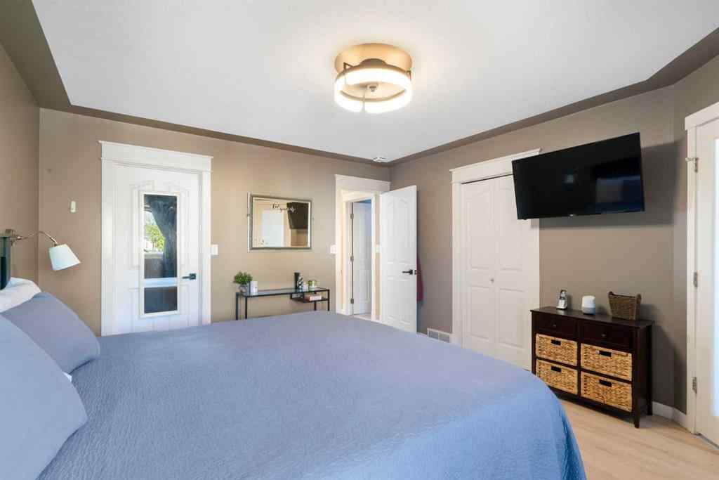 MLS® A2254056 - 341 Sunset Place  in Suntree Okotoks, Residential