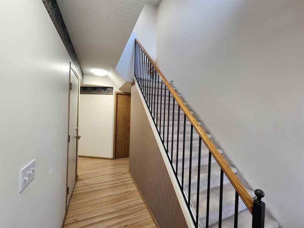 MLS® A2254063 - 9 Country Hills Rise NW in Country Hills Calgary, Residential