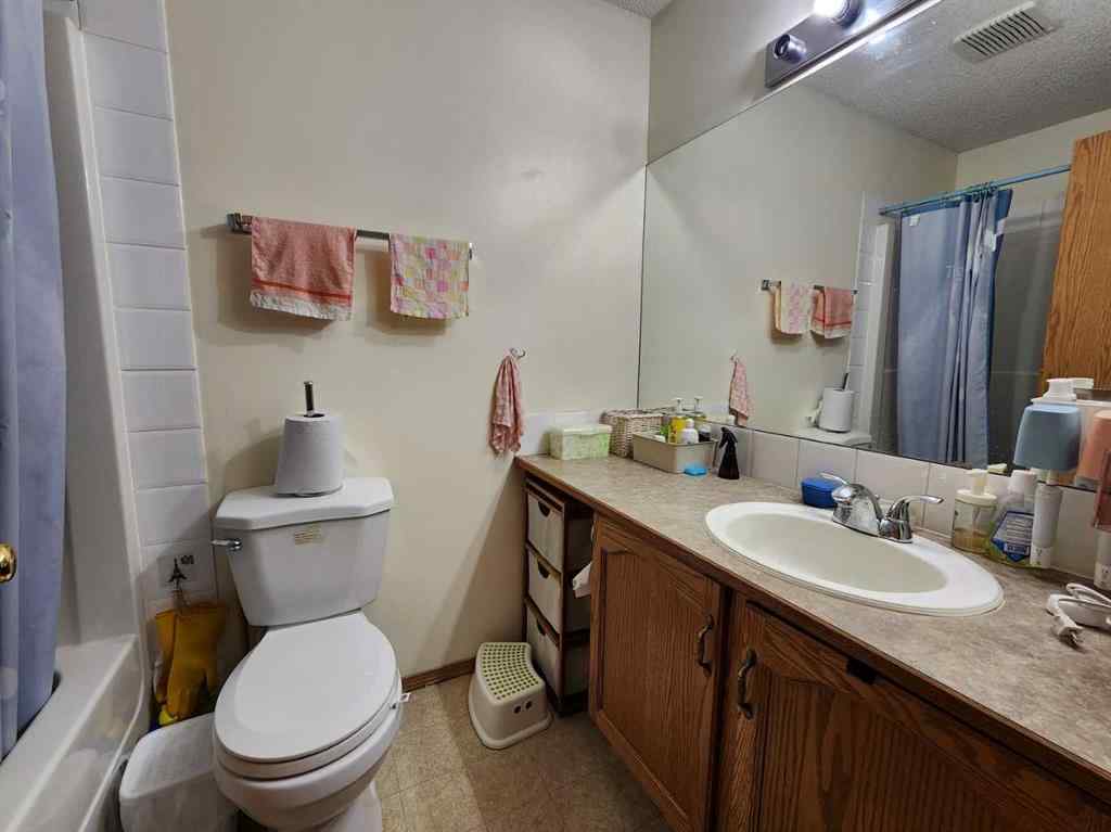 MLS® A2254063 - 9 Country Hills Rise NW in Country Hills Calgary, Residential