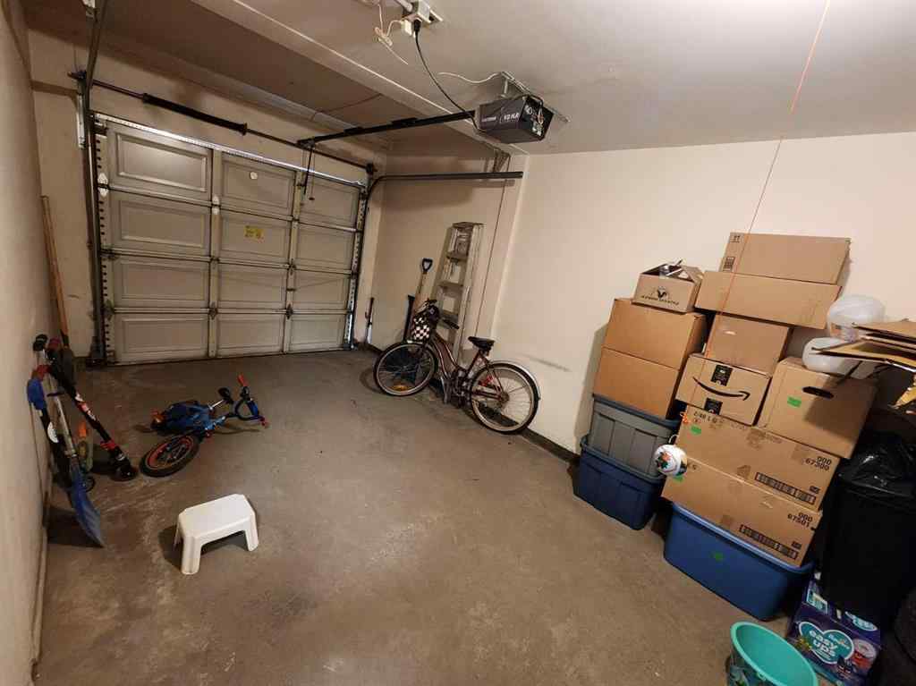 MLS® A2254063 - 9 Country Hills Rise NW in Country Hills Calgary, Residential