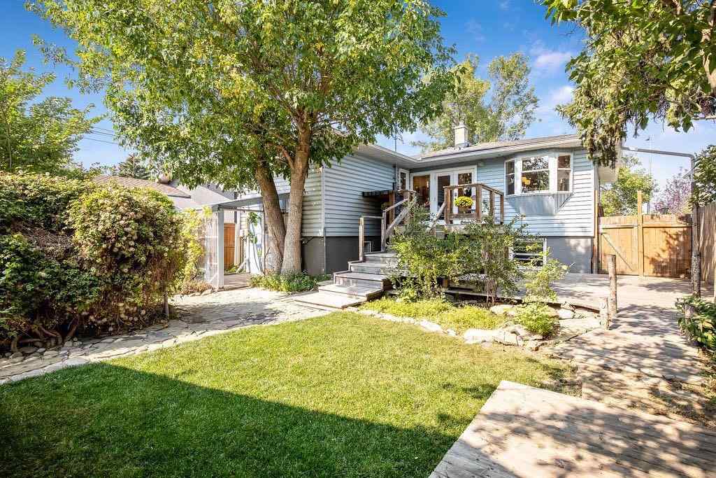 MLS® A2254067 - 851 13 Avenue NE in Renfrew Calgary, Residential