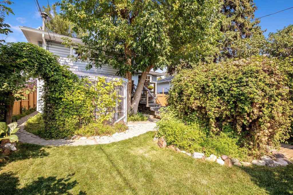 MLS® A2254067 - 851 13 Avenue NE in Renfrew Calgary, Residential