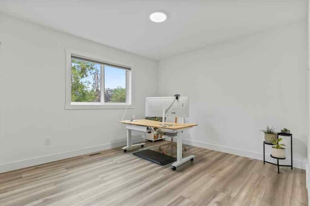 MLS® A2254072 - Unit #4 1825 27 Avenue SW in South Calgary Calgary, Residential