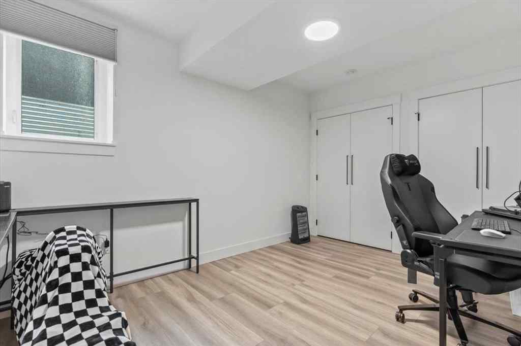MLS® A2254072 - Unit #4 1825 27 Avenue SW in South Calgary Calgary, Residential