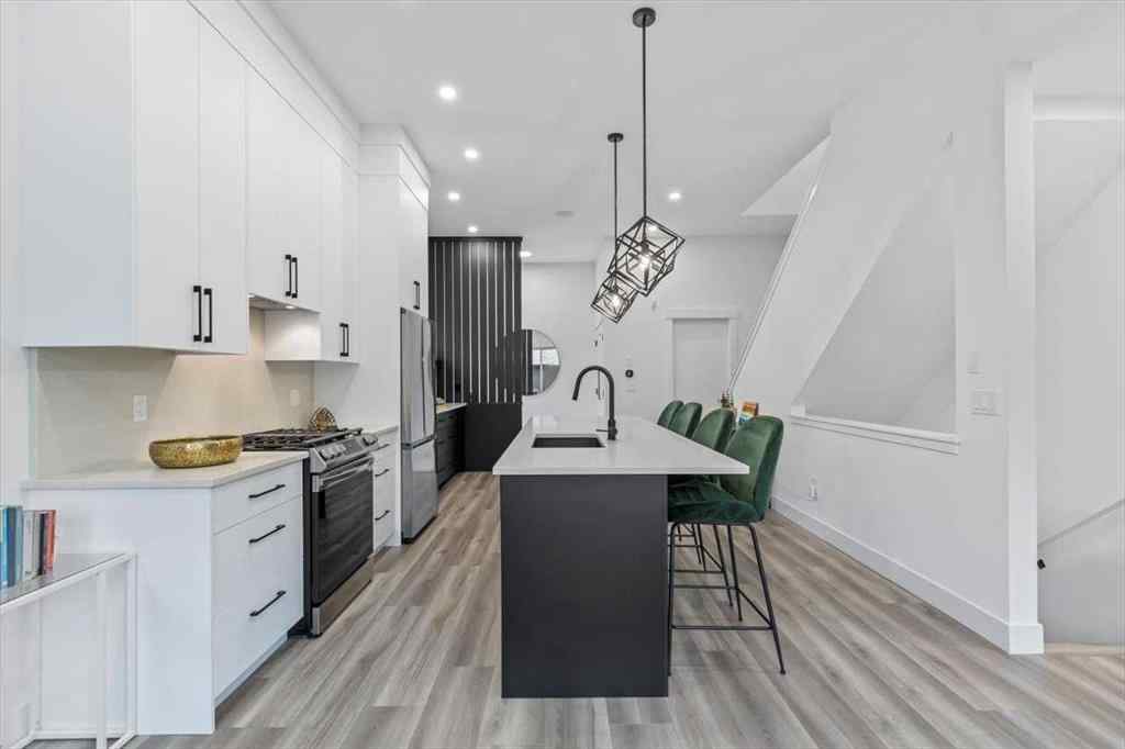 MLS® A2254072 - Unit #4 1825 27 Avenue SW in South Calgary Calgary, Residential