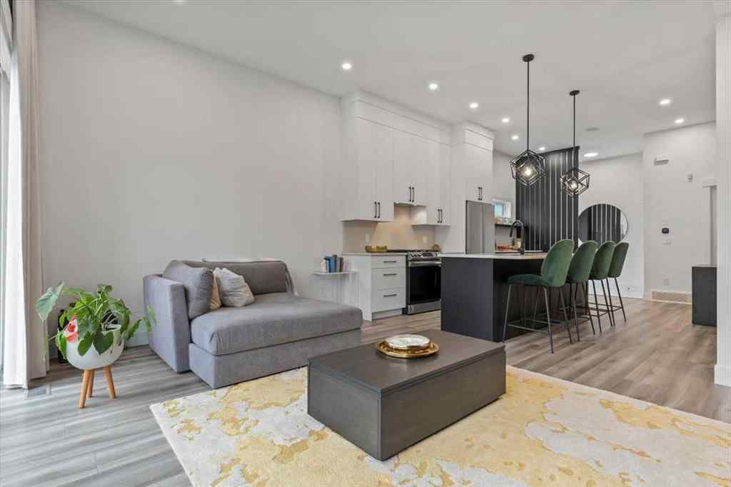 MLS® A2254072 - Unit #4 1825 27 Avenue SW in South Calgary Calgary, Residential