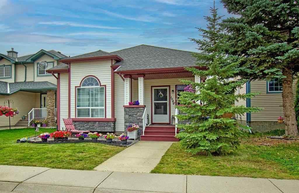 MLS® A2254076 - 1047 Creek Springs Rise NW in Silver Creek Airdrie, Residential