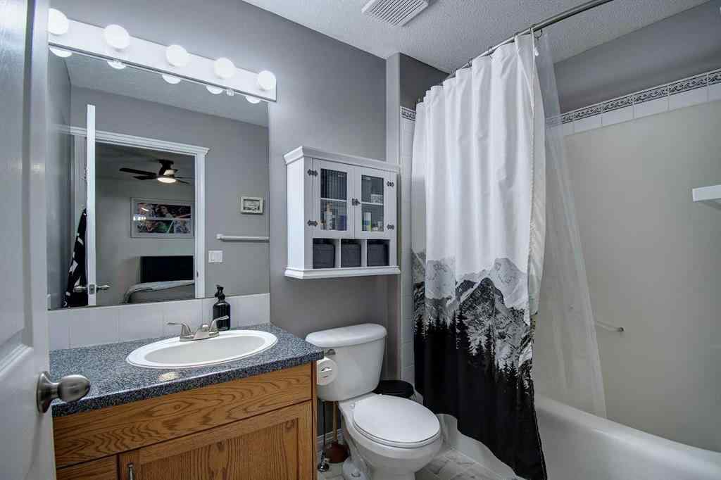MLS® A2254076 - 1047 Creek Springs Rise NW in Silver Creek Airdrie, Residential