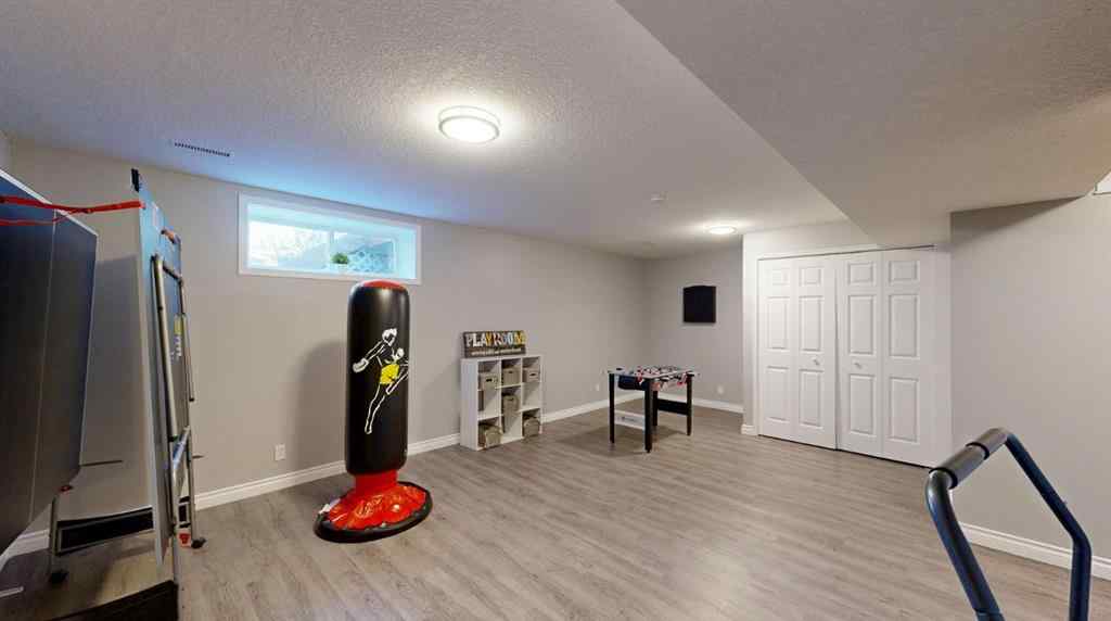 MLS® A2254078 - 70 Crystalridge Close  in Crystalridge Okotoks, Residential