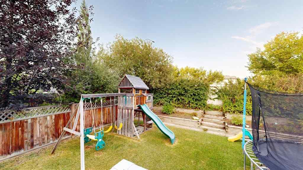 MLS® A2254078 - 70 Crystalridge Close  in Crystalridge Okotoks, Residential