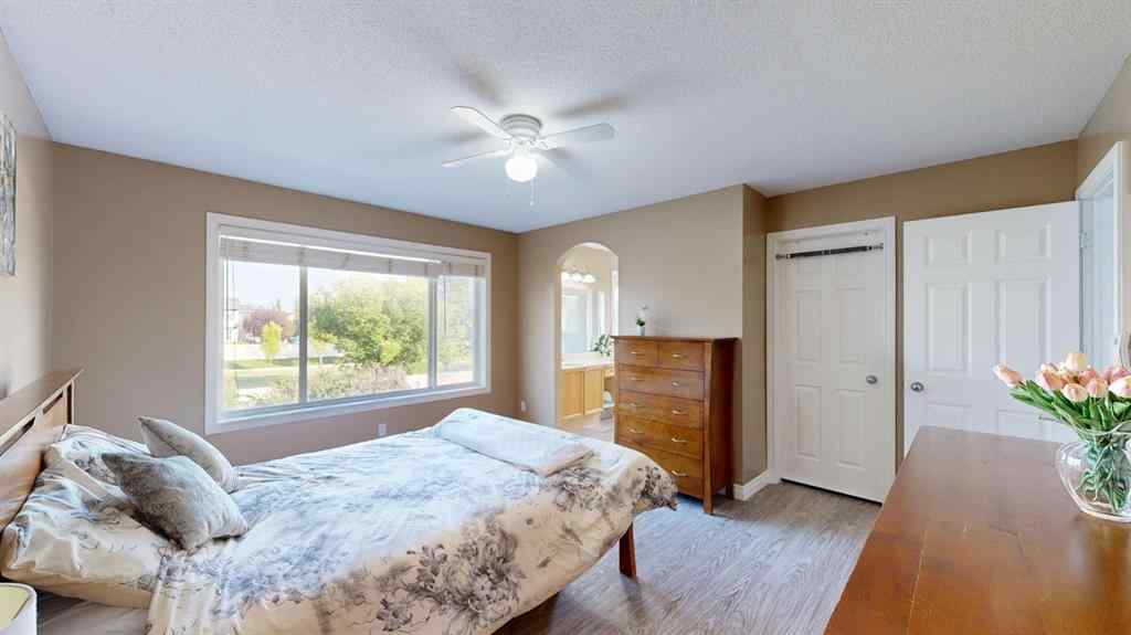 MLS® A2254078 - 70 Crystalridge Close  in Crystalridge Okotoks, Residential