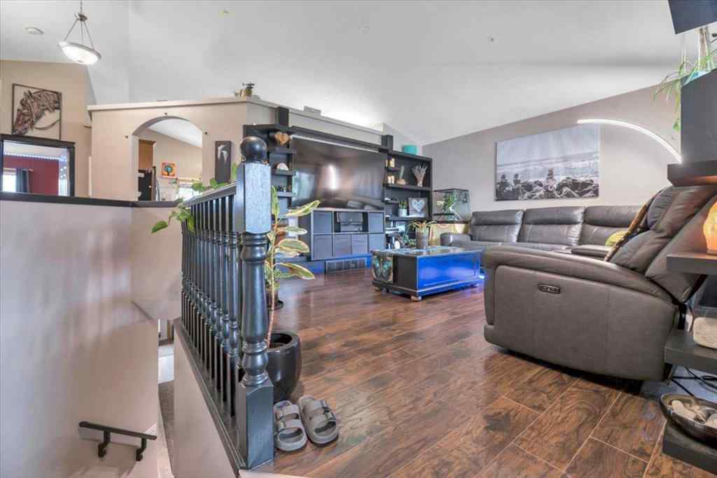 MLS® A2254084 - 310 Edward Close  in NONE Diamond Valley, Residential