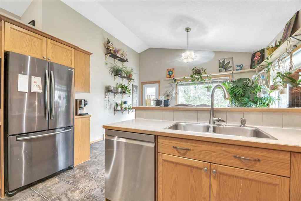 MLS® A2254084 - 310 Edward Close  in NONE Diamond Valley, Residential