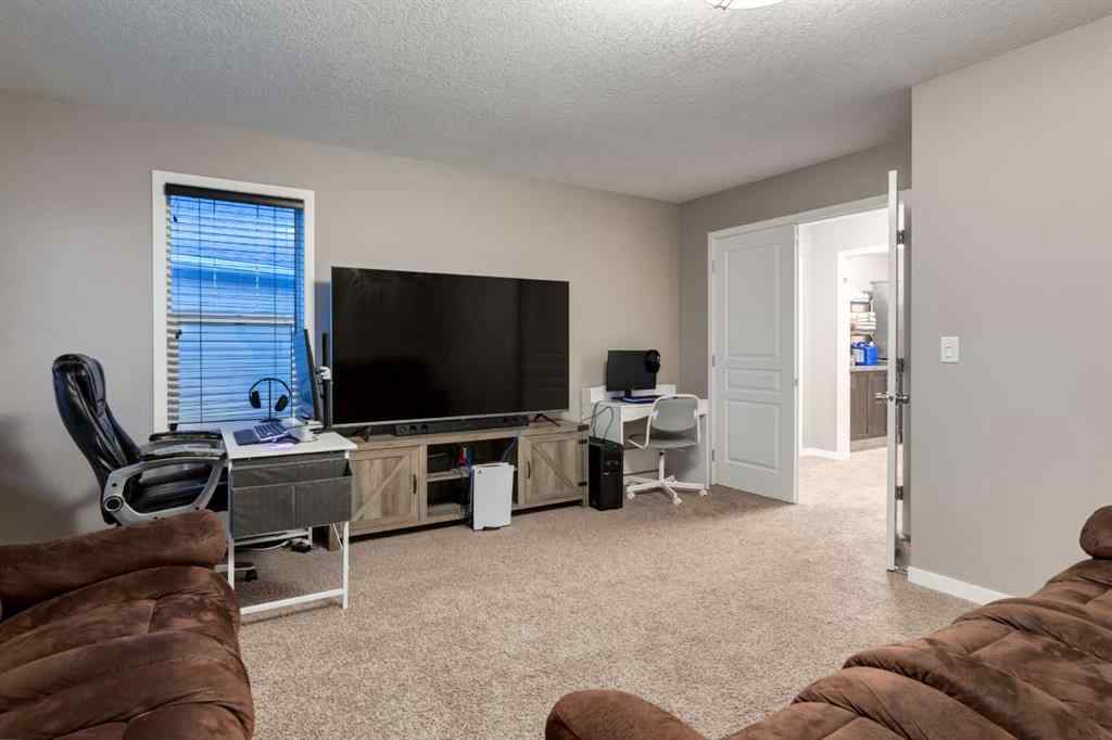 MLS® A2254088 - 94 Auburn Glen Common SE in Auburn Bay Calgary, Residential