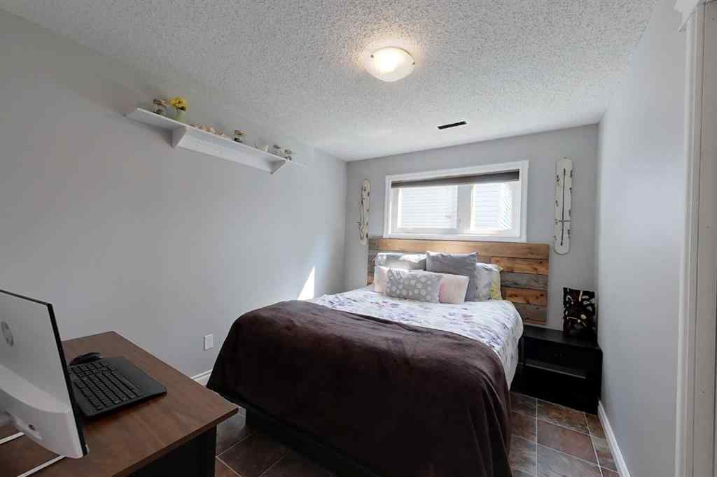 MLS® A2254092 - 1113 10 Street SE in NONE Slave Lake, Residential