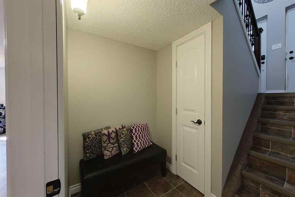 MLS® A2254092 - 1113 10 Street SE in NONE Slave Lake, Residential