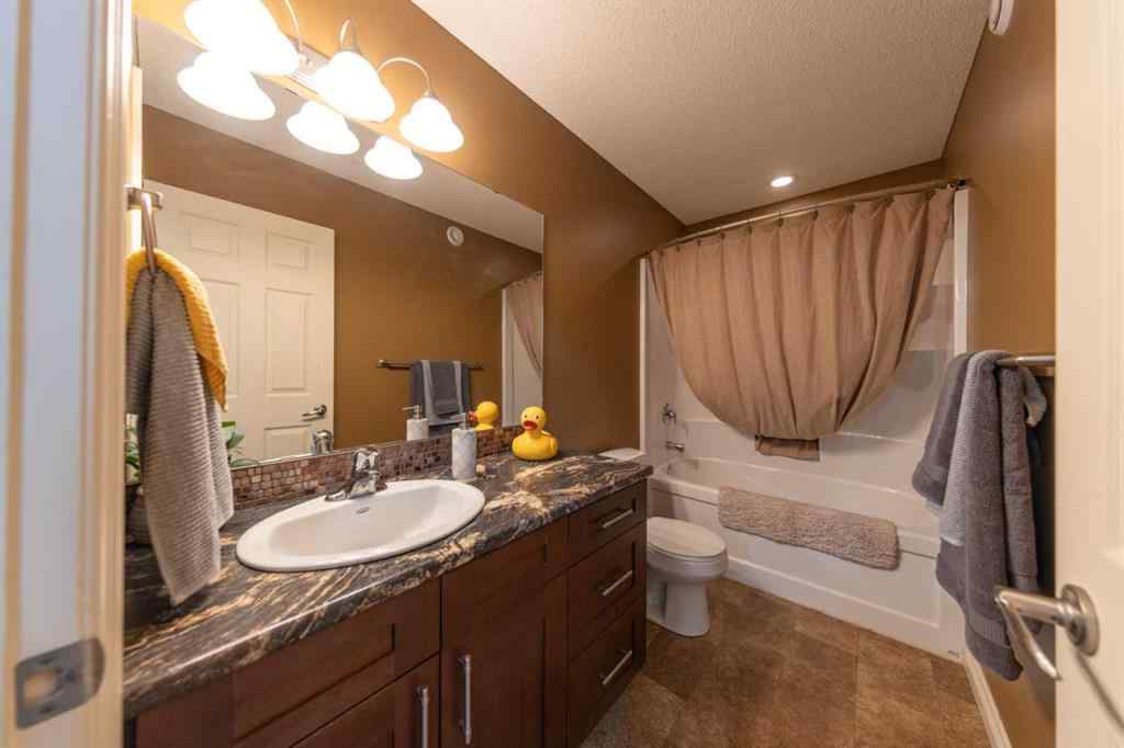 MLS® A2254093 - 406 6 Street N in Marwayne Marwayne, Residential