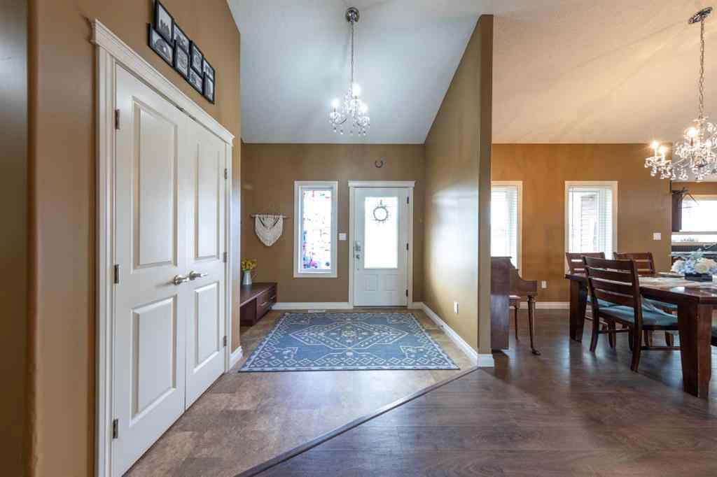 MLS® A2254093 - 406 6 Street N in Marwayne Marwayne, Residential