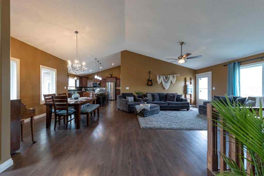 MLS® A2254093 - 406 6 Street N in Marwayne Marwayne, Residential